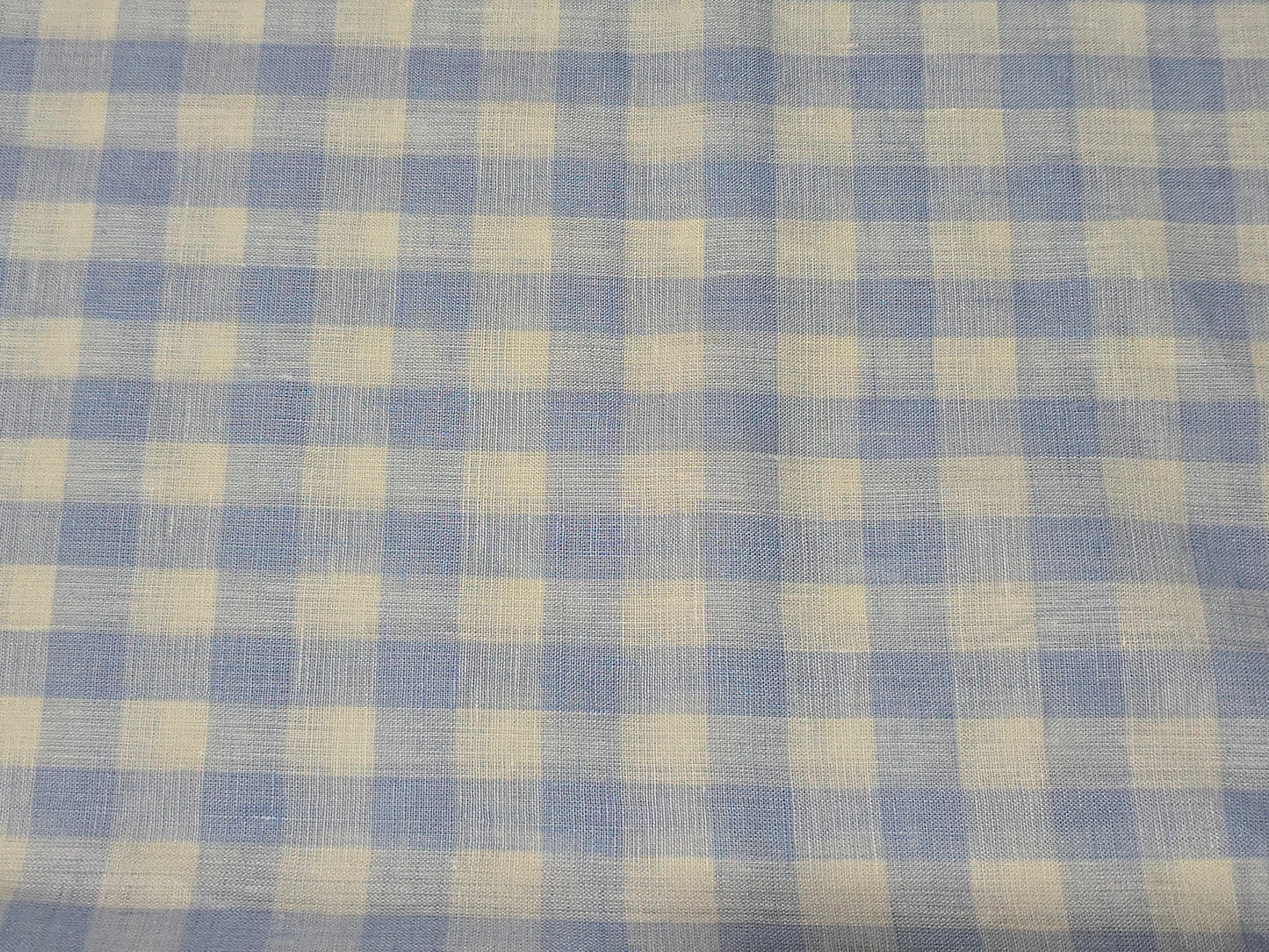 Raymond Men’s 100% Linen 60 LEA Checks Unstitched Shirting Fabric.