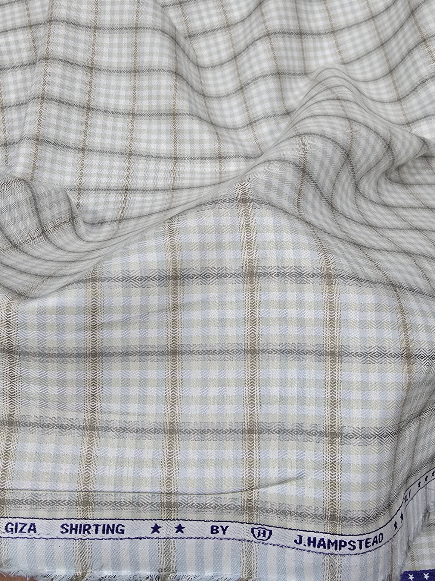 Montivora Men’s Giza Cotton Plain Unstitched Shirting Fabric