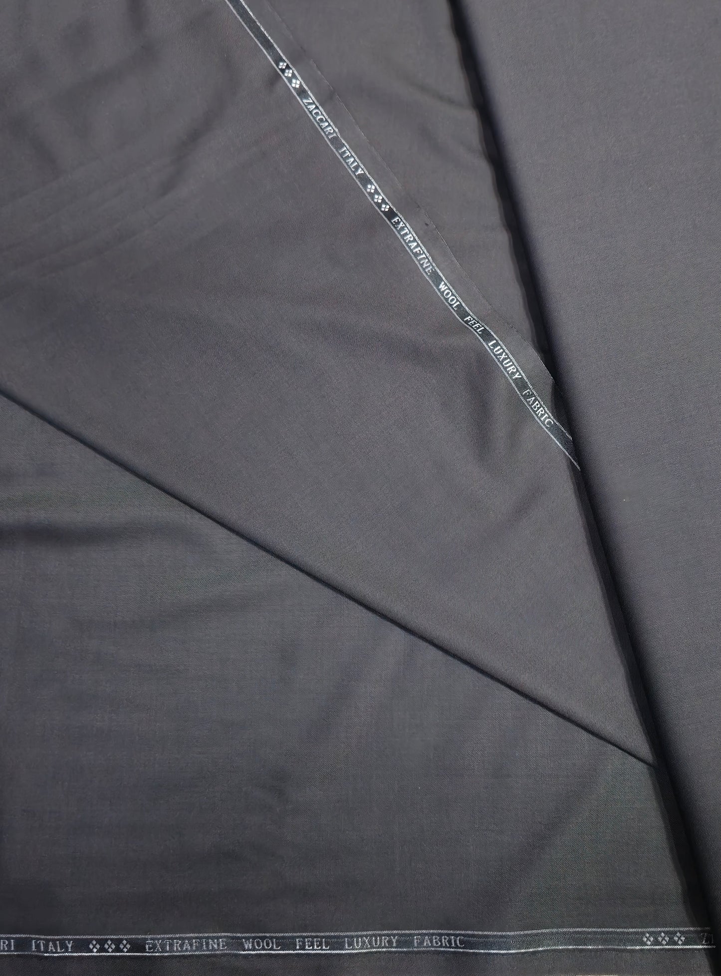 Zaccari Extrafine Wool Feel Suiting Fabric