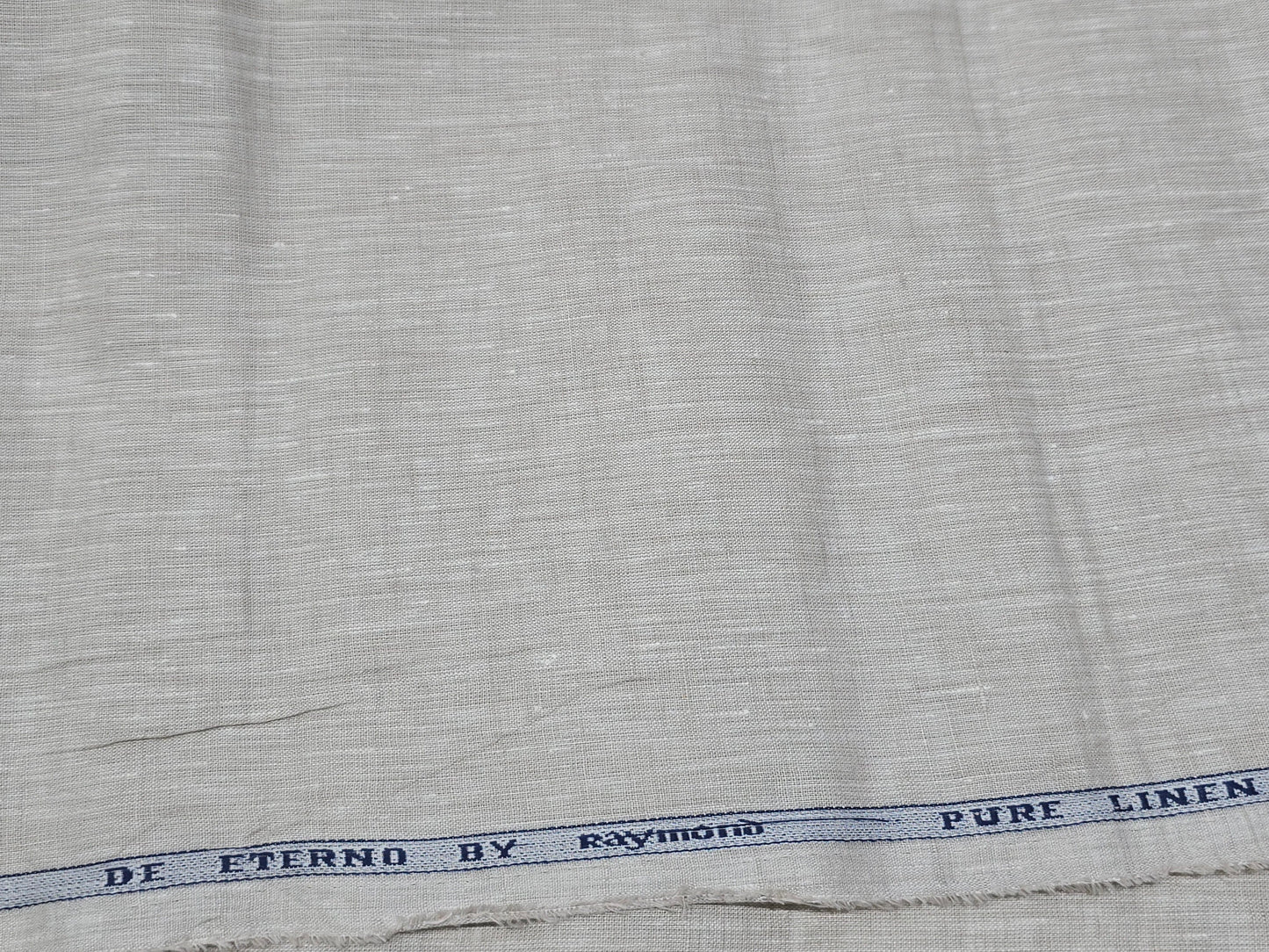 Raymond Linen 100% Linen 60 lea plain shirting fabric