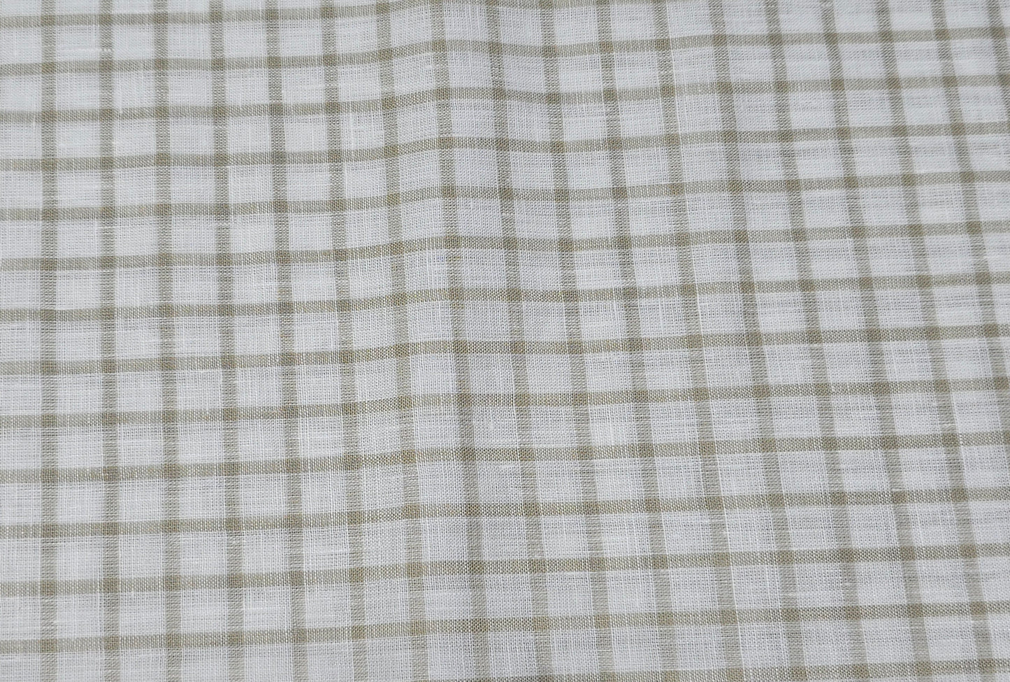 Raymond brand 100%  linen 60 lea checks shirting fabric